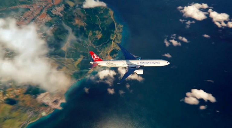 Türk Hava Yolları Morgan Freeman’lı yeni reklam filmi “Pangea” ile yeniden Super Bowl’da