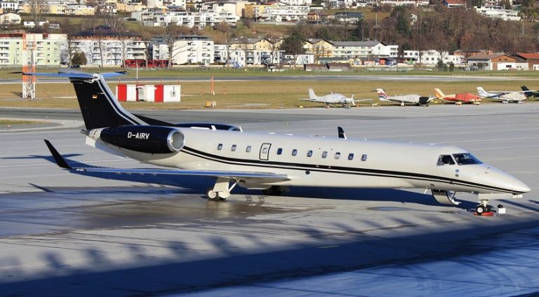 Air Hamburg’un 2 iş jeti Rusya’da mahsur kaldı