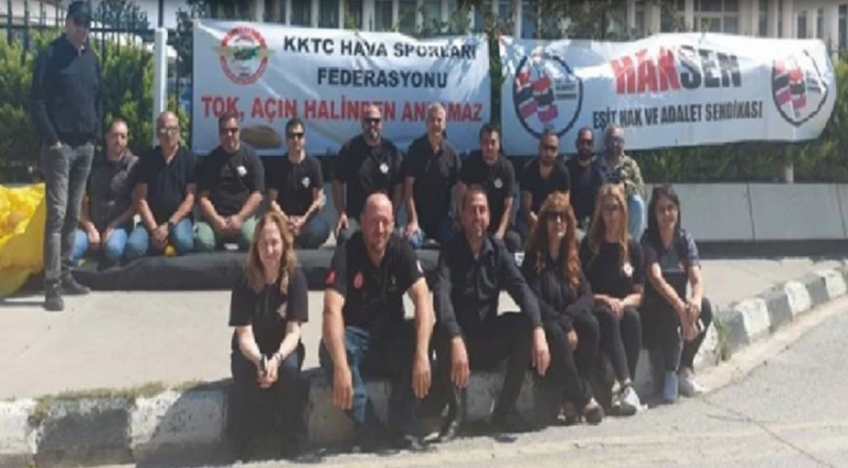 KKTC Hava Sporları Federasyonu çalışanlarının eylemi askıya alındı