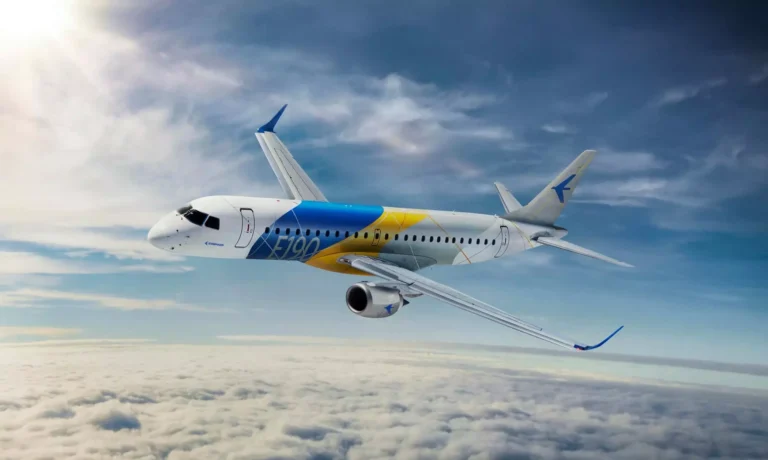 Embraer, ilk E190 yolcu uçağını kargo uçağına dönüştürdü
