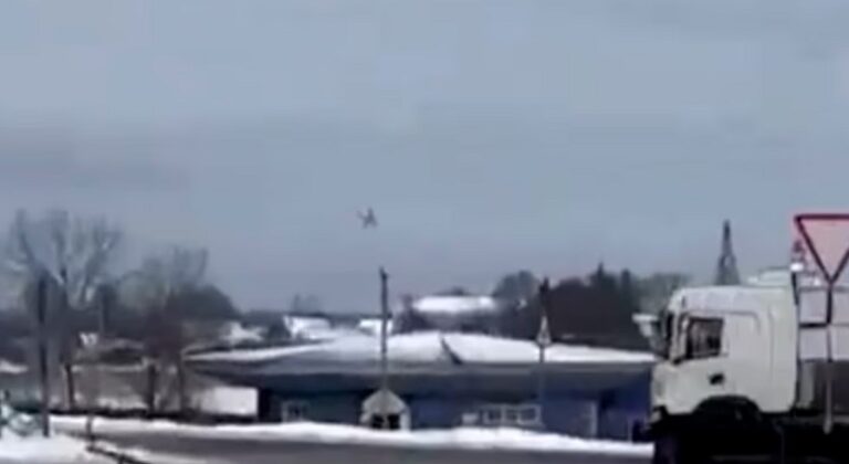 Rusya Ukrayna’yı 65 savaş esirini taşıyan uçağı düşürerek esirleri kasten öldürmekle suçladı