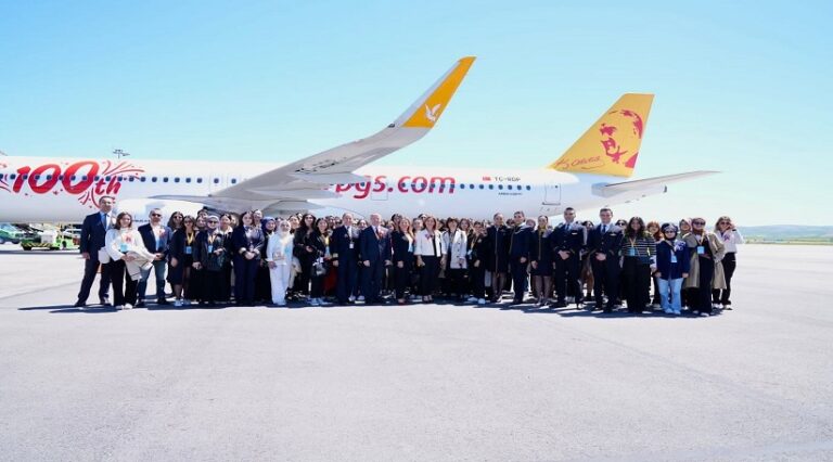 Pegasus’un “Cumhuriyet” isimli uçağı ile PC1919 sefer sayılı uçuşuyla Başkentimiz Ankara’ya çok özel bir uçuş!