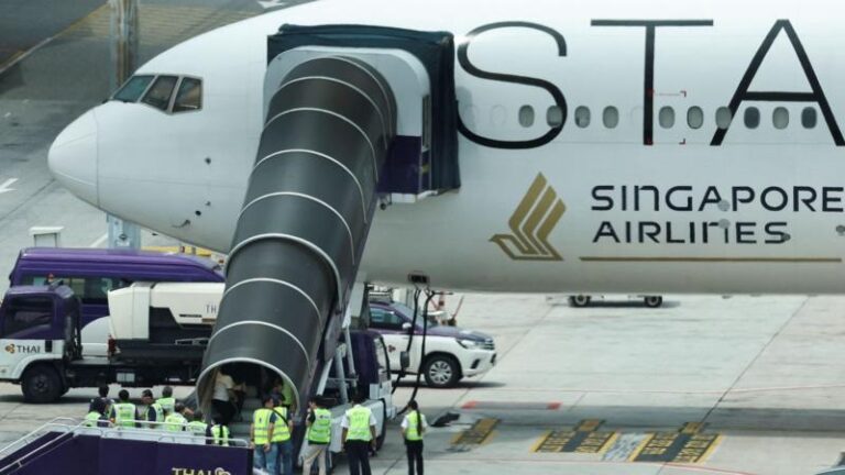 Singapur Havayolları, türbülans sırasında yaralananlara tazminat ödeyecek