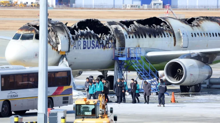 Air Busan Yangının Nedeni Taşınabilir Şarj Cihazı Olabilir