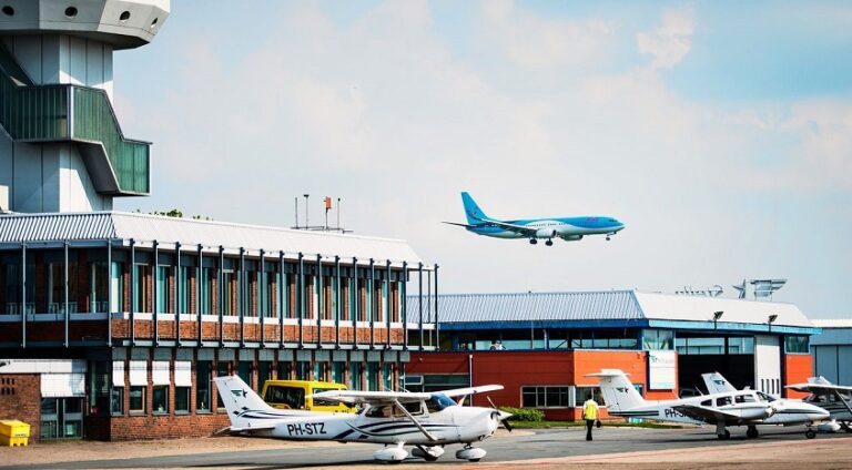 KLM’nin öğrenci pilotları tutuklandı