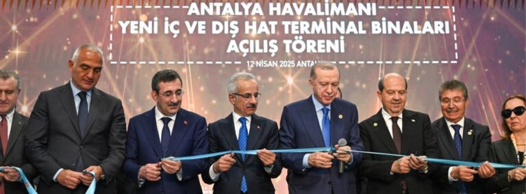Antalya Havalimanı yeni terminal binaları hizmete açıldı