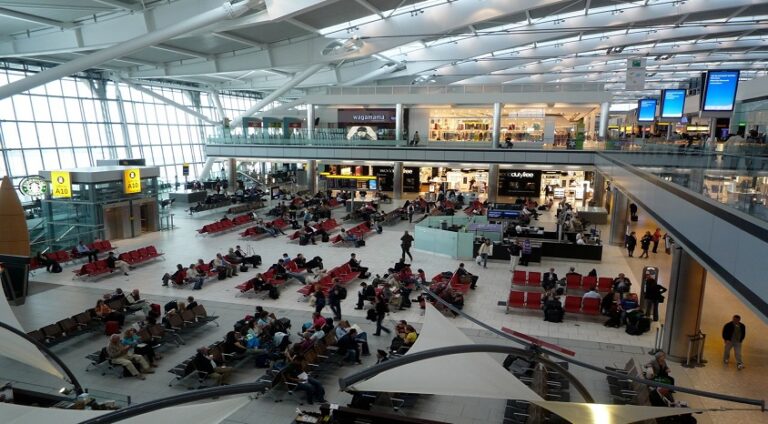 Gatwick Havalimanı, güvenlik kontrol noktalarını 3D tarayıcılarla modernize ediyor