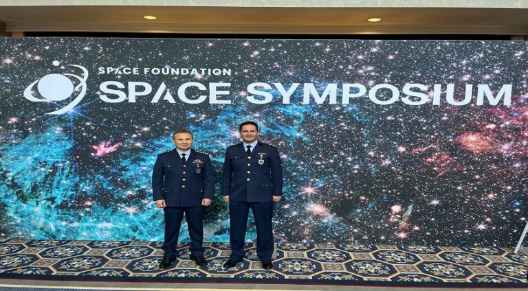Türkiye’nin ilk Astronotu Alper Gezeravcı ABD’deki Uzay Sempozyumu’na katıldı