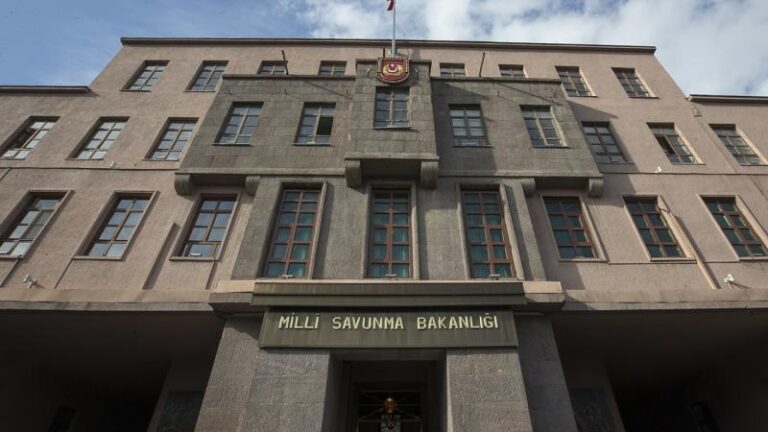 MSB: CH-47 ağır nakliye helikopterimiz kaza kırıma uğradı