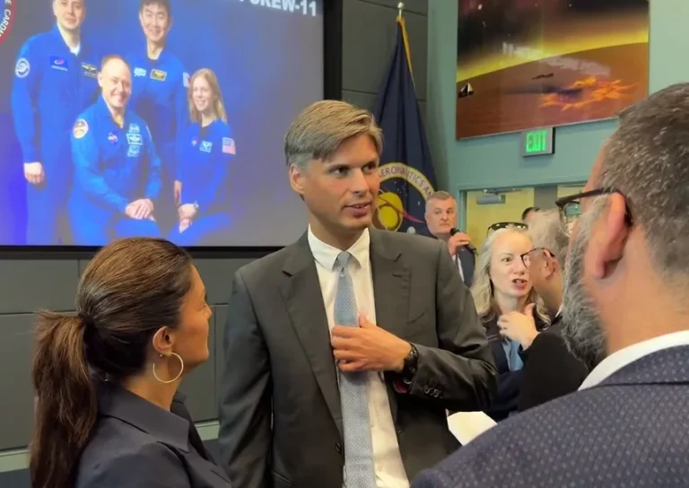 Roscosmos ve NASA, ISS’yi 2028’e Kadar Ortak İşletmeyi Kabul Etti