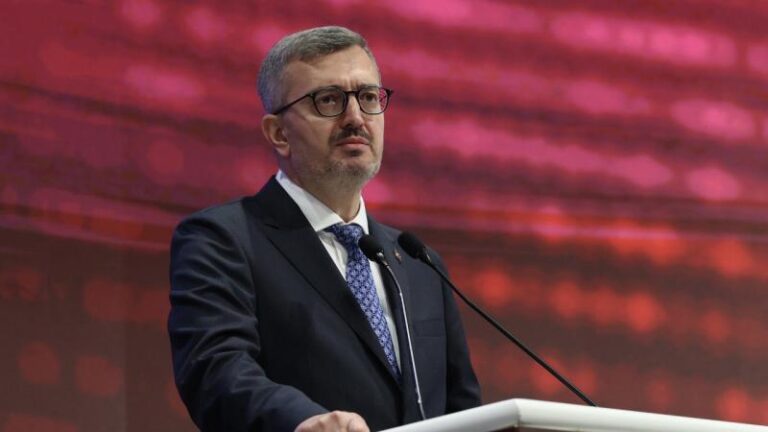 İletişim Başkanı Duran: Türkiye, savunma sanayisinde başarı hikâyesi yazıyor