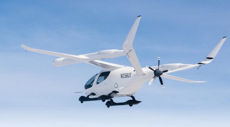Norveç, BETA Technologies’in ALIA CX300 elektrikli uçağıyla ilk uçuşunu gerçekleştirdi