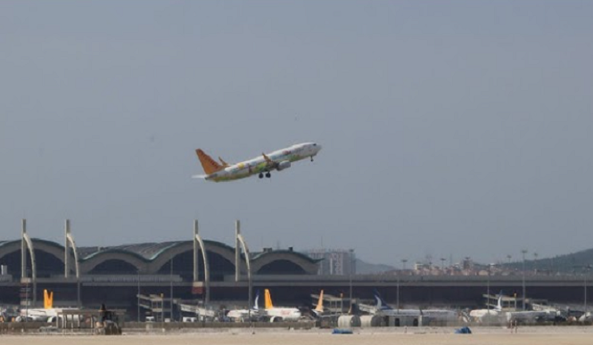 Havalimanları Her Ay Ortalama 19,2 Milyon Yolcuya Hizmet Verdi