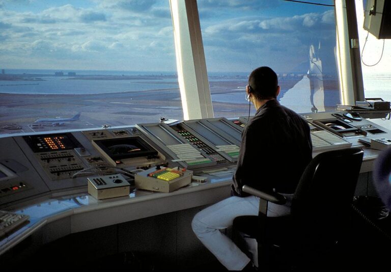 Havada neşeli dakikalar: ATC ile pilotun şakası böyle olur!