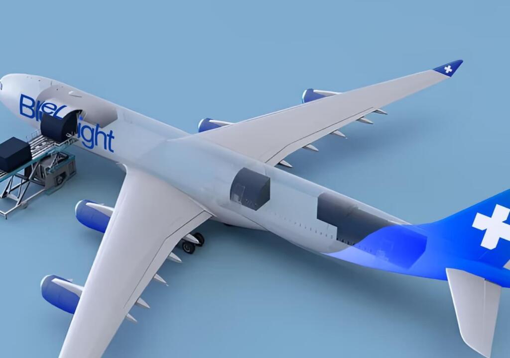 Dünyanın ilk kar amacı gütmeyen insani yardım havayolu şirketi BlueLight