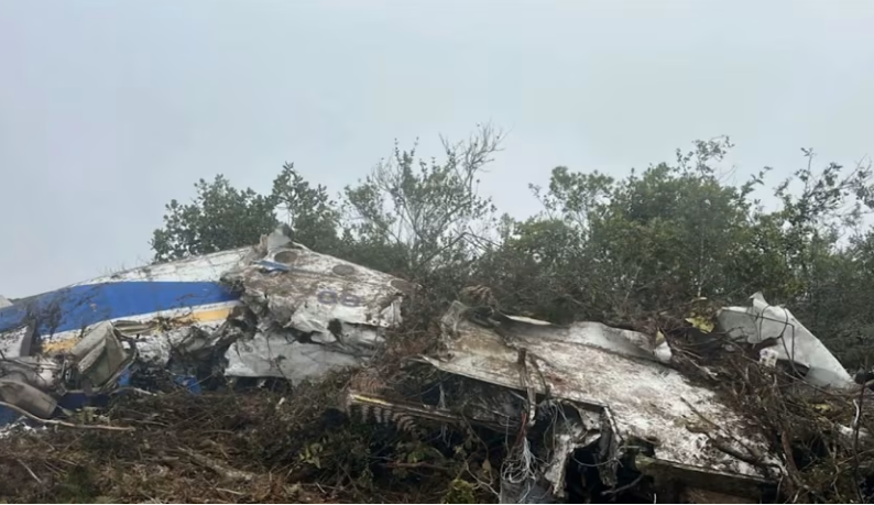 Kolombiya’da Beechcraft 1900 düştü: 15 kişi hayatını kaybetti