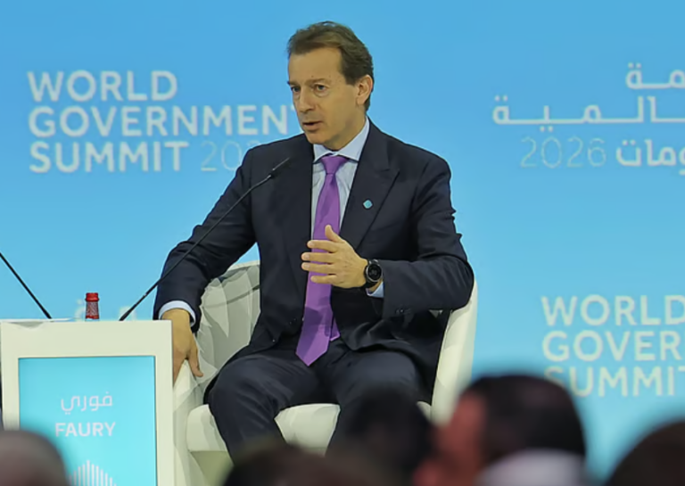 Airbus CEO’su Faury endişeli: “Çinli uçak üreticisi Comac artık uzak bir rakip değil”