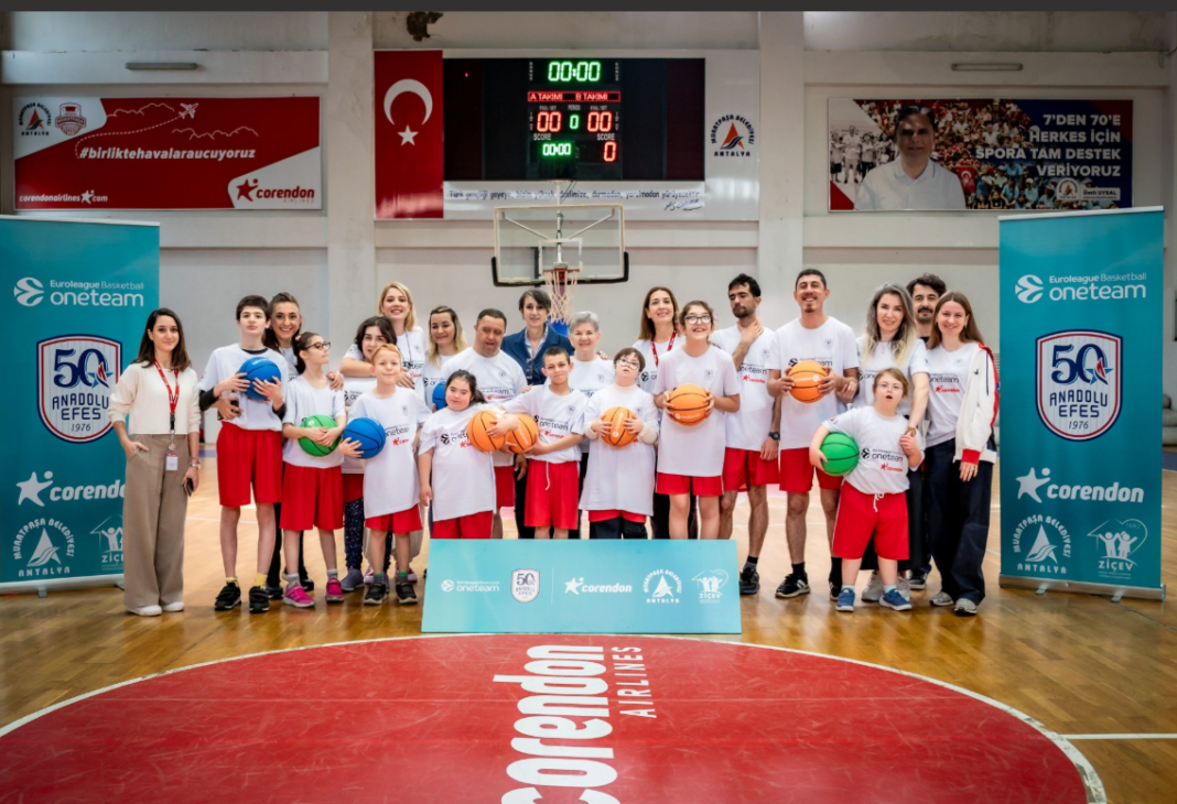 Anadolu Efes 2025–2026 sezonu One Team projesiyle Antalya’da hayallere dokunmaya devam ediyor