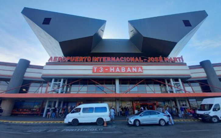 Yakıt krizi Küba’daki hava trafik kontrolünü riske atıyor