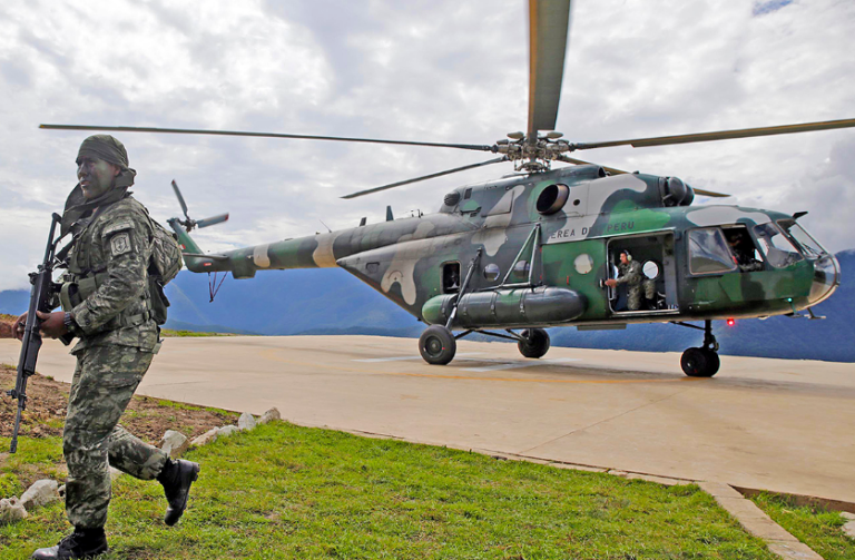 Peru’da askeri helikopter kazası, 15 kişi hayatını kaybetti