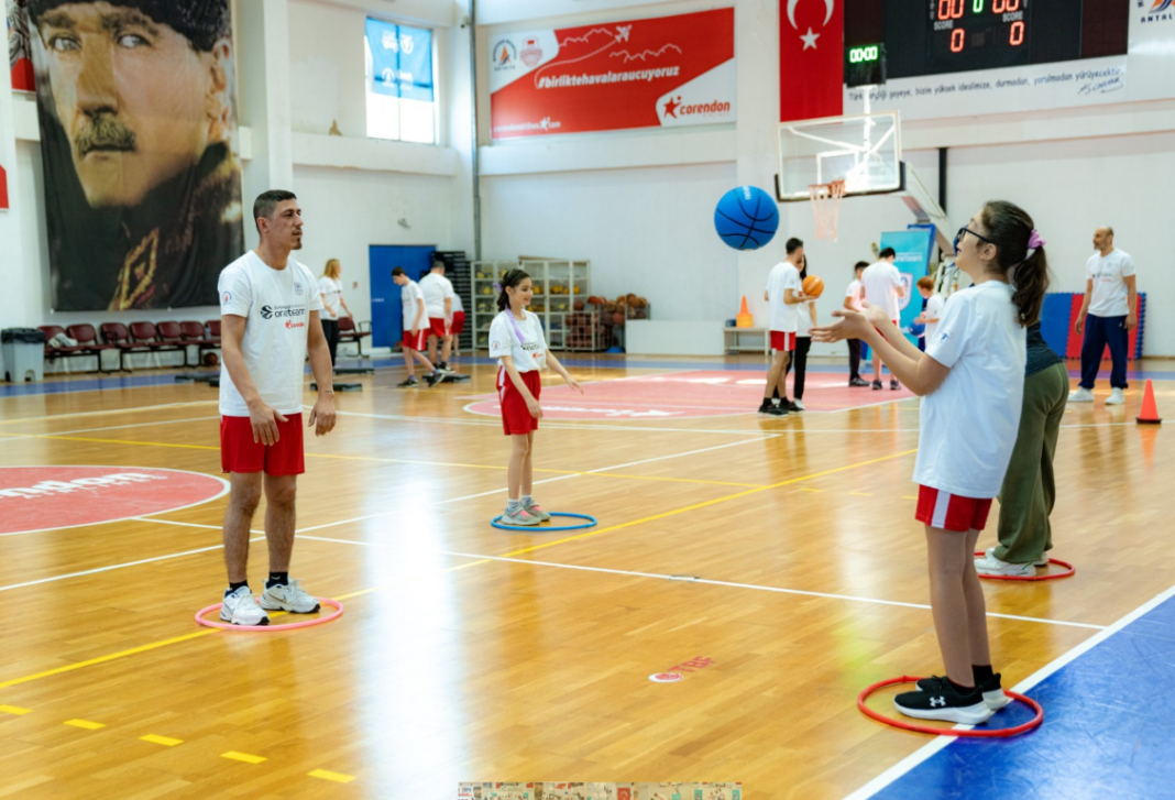 Anadolu Efes 2025–2026 sezonu One Team Projesi sertifika töreni Antalya’da gerçekleşti