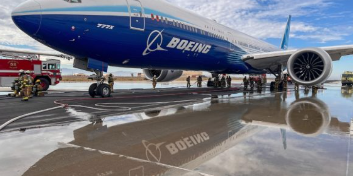 Boeing, teslimattan önce üretilmiş yaklaşık otuz adet 777X uçağını değiştirmek zorunda kaldı