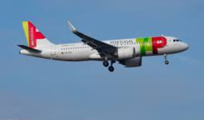 TAP A320’nin kaptan pilotu minimum irtifanın altına inmeden önce dört uyarıyı dikkate almamış!