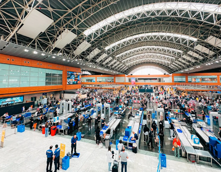 Türk Havalimanlarının yıllık yolcu kapasitesi 26 AB ülkesinin toplam nüfusunu aştı
