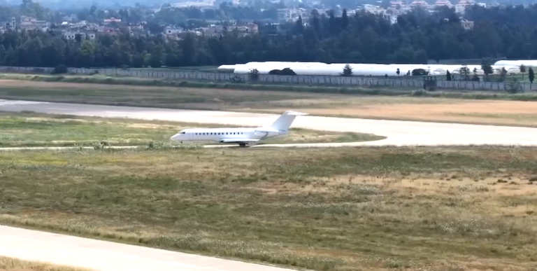 Lübnan’da ikinci uluslararası havalimanı açıldı