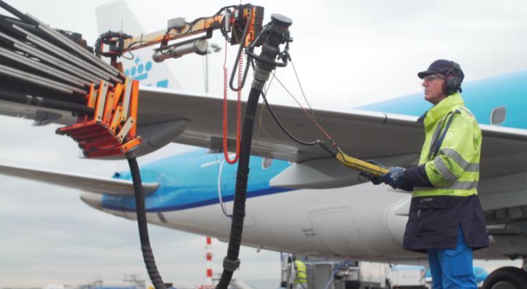 KLM sentetik havacılık yakıtıyla uçuş denemesi yaptı
