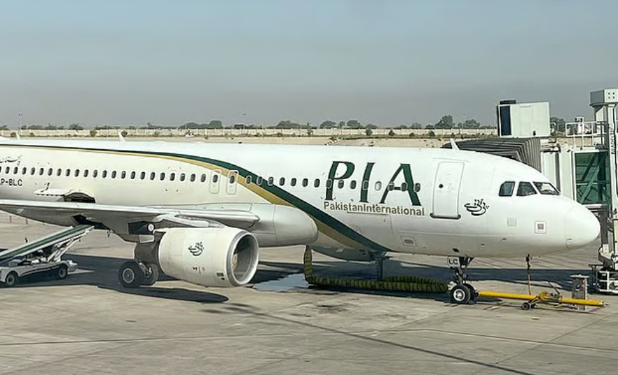 Pakistan Havayolları, 645 milyon dolarlık devralma anlaşmasının ardından özelleştirildi Pakistan Havayolları, 645 milyon dolarlık devralma anlaşmasının ardından özelleştirildi