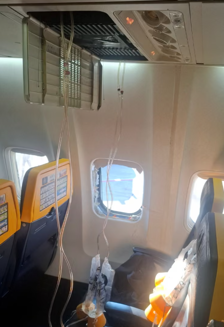 Ryanair uçağında kıl payı kurtulan yolcu: “Bu hikâyeyi anlatabiliyor olmam bir mucize.”