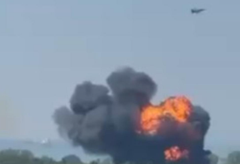Yalova’da F-16 eğitim uçuşu sırasında düştü, pilot atlayarak kurtuldu