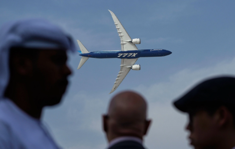 Havayolları neden ilk Boeing 777X’i istemiyor?