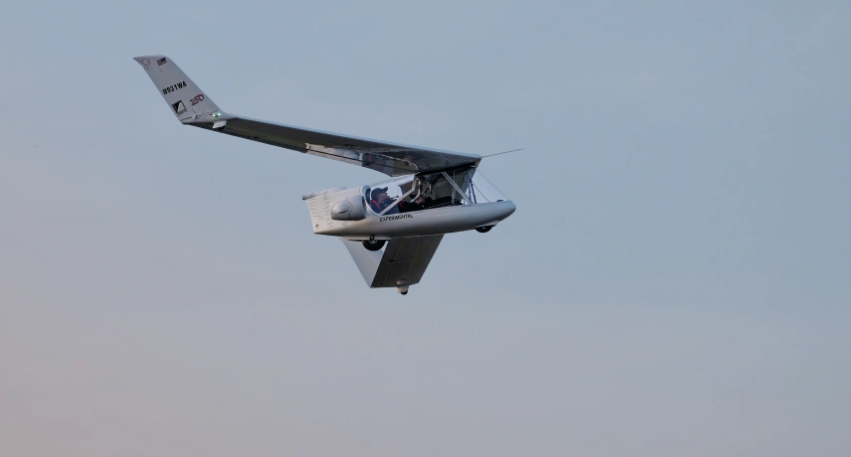 Whisper Aero, sessiz fanlarıyla elektrikli planörünü uçuruyor