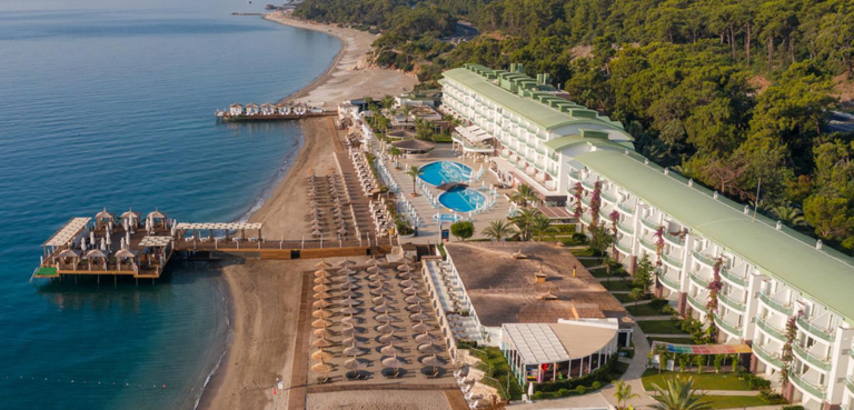 İngiltere, Antalya’nın en önemli pazarlarından biri: Aileler 2027 için daha erken karar veriyor