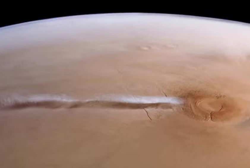 Mars’ın en tuhaf bulutu, sanılandan da sıradışı çıktı